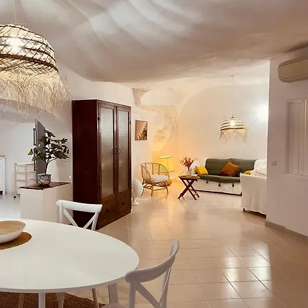 Garga Apartment